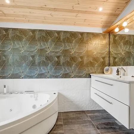 Lillebror - 900m From The Sea By Interhome Feriehus *